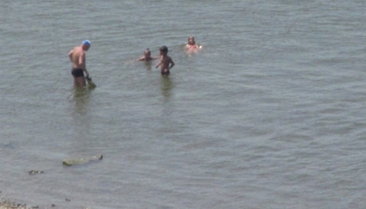 Продължава да има русенци, които нарушават забраната за къпане в река Дунав