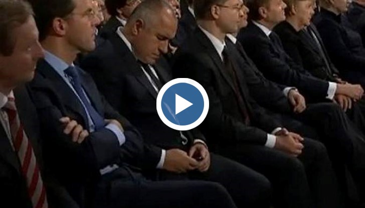 Бойко Борисов спи по време на Нобеловите награди