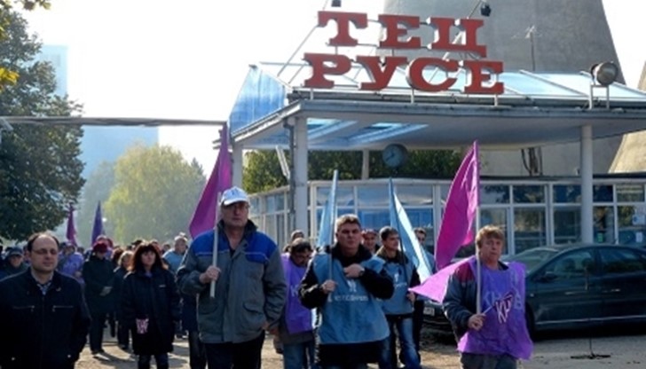 Русенските енергетици излизат на протест утре Русенските енергетици излизат на протест утре