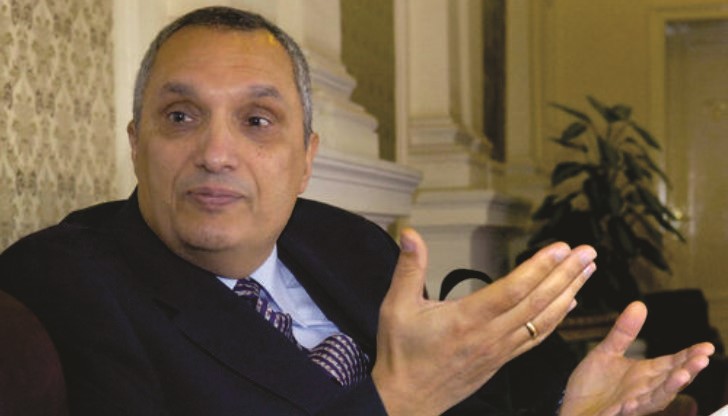 "Правите цирк", добави Костов "Правите цирк", добави Костов