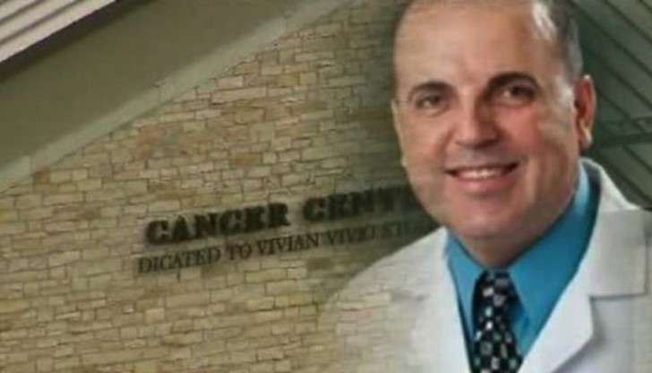 Той каза пред съда, че е лъжел пациентите си, че страдат от рак на кръвта Той каза пред съда, че е лъжел пациентите си, че страдат от рак на кръвта