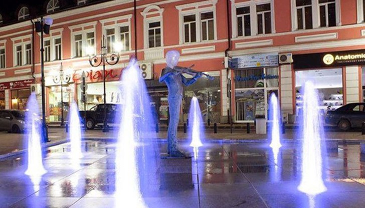 Общата стойност на проекта за благоустрояване на централната градска зона е на стойност 5 408 005,67 лева