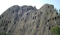 Гробници на извънземни стряскат цяло село в Родопите