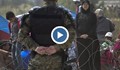 Македония посреща бежанците със сълзотворен газ и полицейски палки