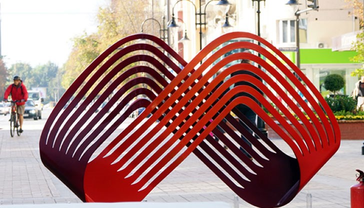 Стефанка Магардичева: Откъде да намеря исканата ми от „М-тел” сума? Стефанка Магардичева: Откъде да намеря исканата ми от „М-тел” сума?