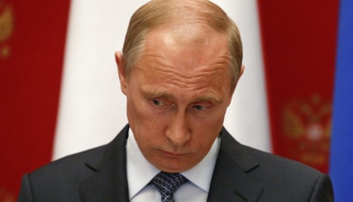Путин успокоява, че правителството прави всичко необходимо за националната валута