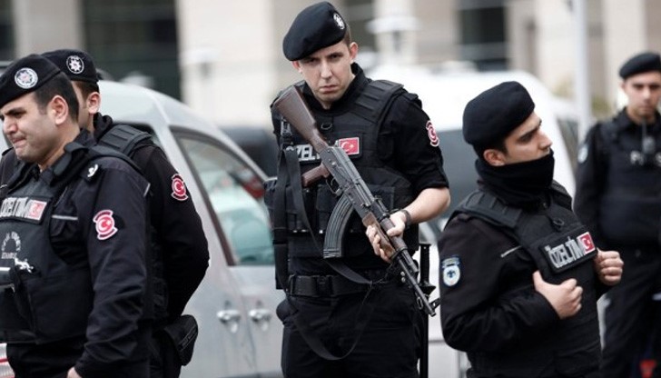 Общо 2500 души са арестувани в последните операции