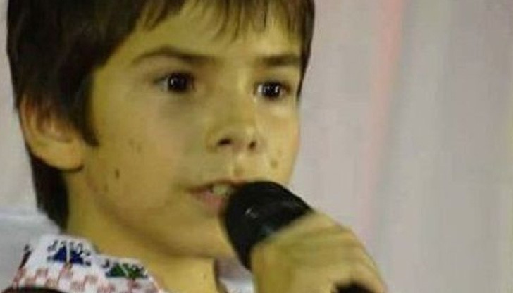 "Никой не го интересува как едно дете по неволя е принудено да свири на улицата"