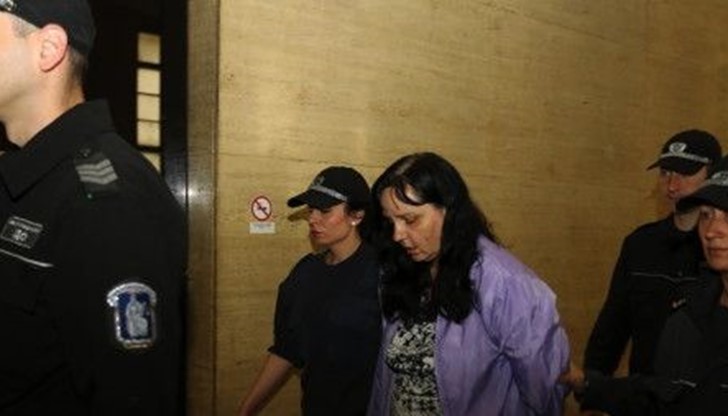 Акушерката Емилия Ковачева, която преби почти до смърт 4-дневно бебе в столична болница