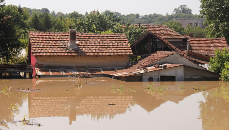 Според магистратите няма установена пряка вина на длъжностни лица, който с действията или бездействието си да са станали причина за потопа Според магистратите няма установена пряка вина на длъжностни лица, който с действията или бездействието си да са станали причина за потопа