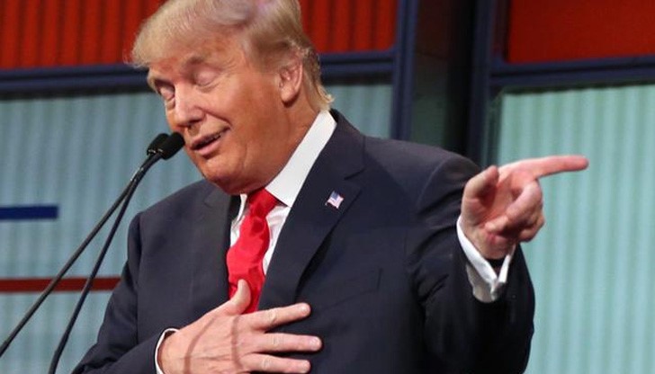 "Те трябва да си тръгнат . . . ние или имаме страна, или нямаме страна", добави той "Те трябва да си тръгнат . . . ние или имаме страна, или нямаме страна", добави той