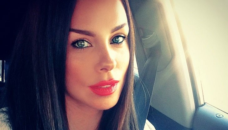 „Мис България 2002“ Теди Бургазлиева гради успешна кариера в Лос Анджелис „Мис България 2002“ Теди Бургазлиева гради успешна кариера в Лос Анджелис