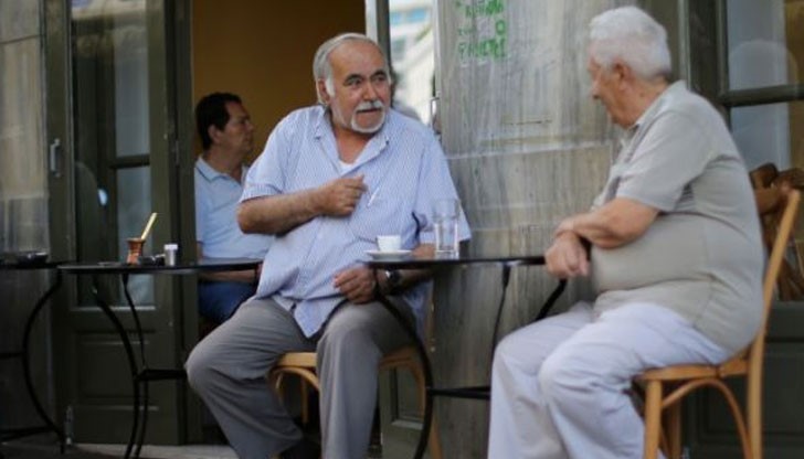 Минималната пенсия в Гърция ще бъде в размер на 392,7 евро, вместо досегашните 486 евро.