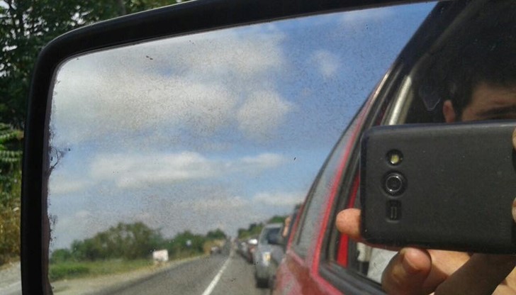 Всички звъним на телефон 112, искаме регулировчик Всички звъним на телефон 112, искаме регулировчик