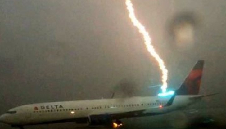 Авторът на видеото не е осъзнал какво е заснел, докато не гледал видеото. И се шашнал Авторът на видеото не е осъзнал какво е заснел, докато не гледал видеото. И се шашнал