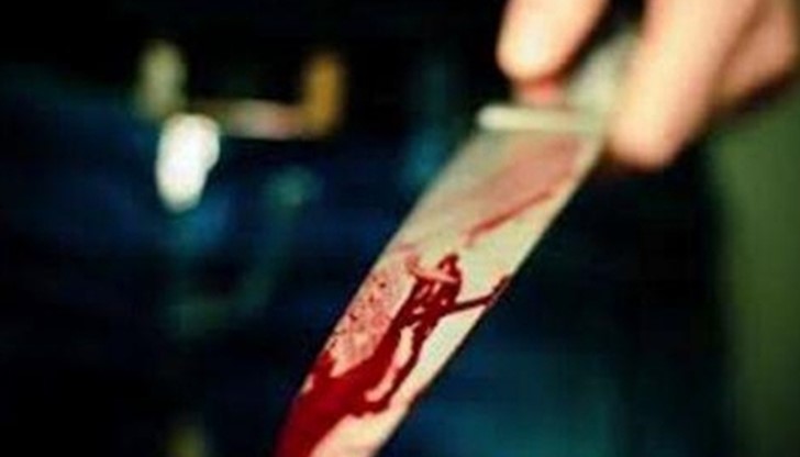 Наръгаха 45-годишен, той издъхна в линейката Наръгаха 45-годишен, той издъхна в линейката