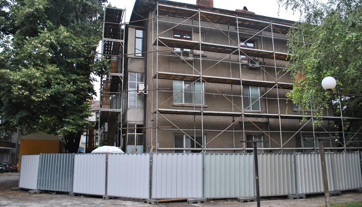 Блок „Щастие“ и блок „Родопи“ са първите многофамилни жилищни сгради, които ще бъдат обновени в Русе