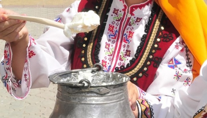 Всяка сутрин близо 60 милиона японци закусват с българско кисело мляко Всяка сутрин близо 60 милиона японци закусват с българско кисело мляко