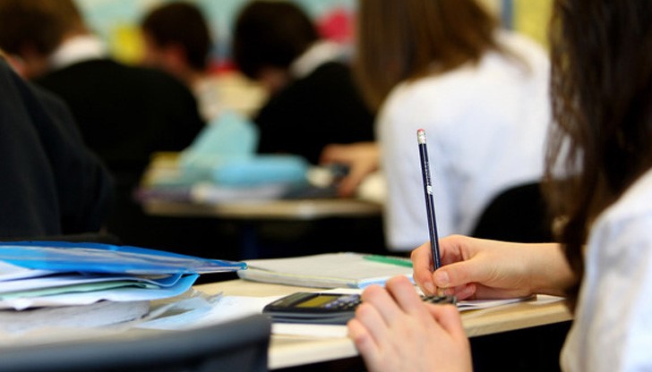 Средният успех на учениците в Русенско е 4.94, срещу 4.87 миналата година