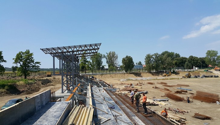 В момента край видинското Ново село се изгражда стадион за баснословните 5 млн. и 800 хиляди лева