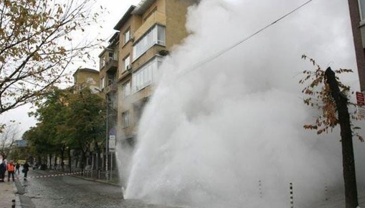 Шест дни не можем да намерим кой да спре ужасния теч Шест дни не можем да намерим кой да спре ужасния теч