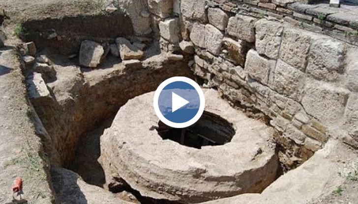 Зидарията на кладенеца е на повече от 12 века и се оказва доста неустойчива