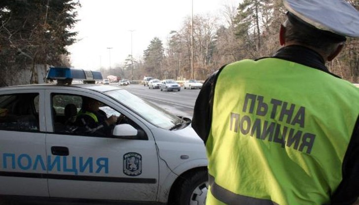 41-годишен мъж от Варна влиза за една година в затвора, след като призна пред съда, че е предложил подкуп на полицай и че е шофирал пиян