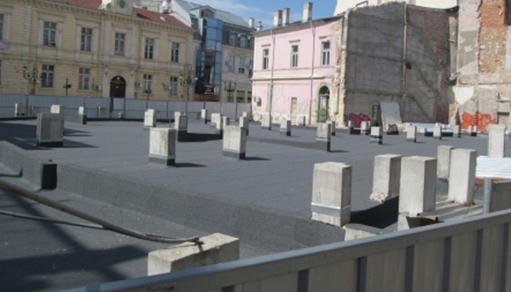 ДЗЗД "Интис - Бул" ще довърши подземния паркинг на Театралния комплекс в центъра на Русе