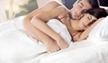 7 неща, които може да питате партньора си, докато се гушкате