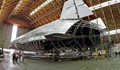 Строят най-големия самолет в света