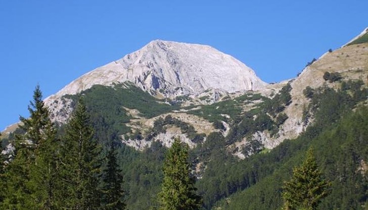 Около 40-годишен мъж почина под връх Вихрен в Пирин Около 40-годишен мъж почина под връх Вихрен в Пирин