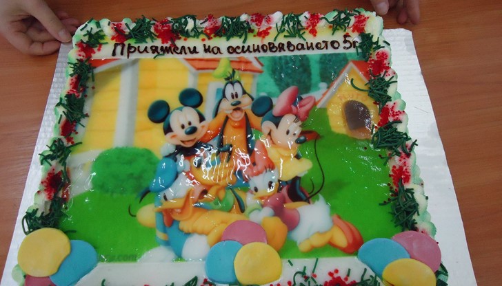 Комплексът за социални услуги за деца и семейства организира дни  на осиновяването и приемната грижа