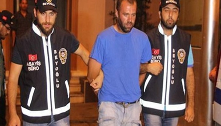 Родителите на убиеца са лекари