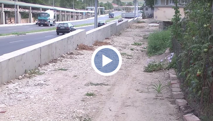 Блокове се пълнят с вода след ремонта на бул. "Тутракан"