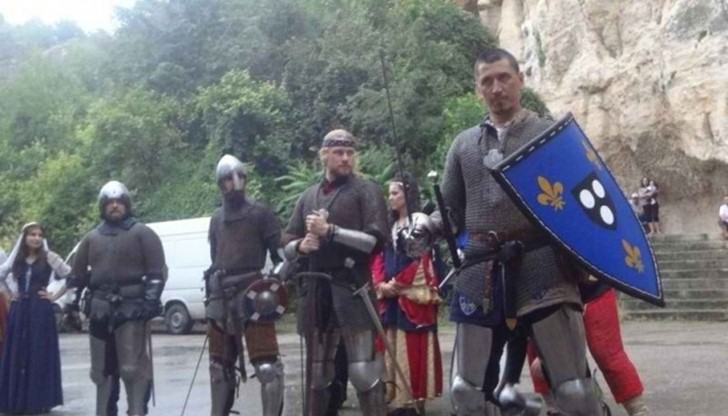 От 3 до 6 септември в Средновековния град Червен ще се състои второто издание на Рицарски фестивал От 3 до 6 септември в Средновековния град Червен ще се състои второто издание на Рицарски фестивал