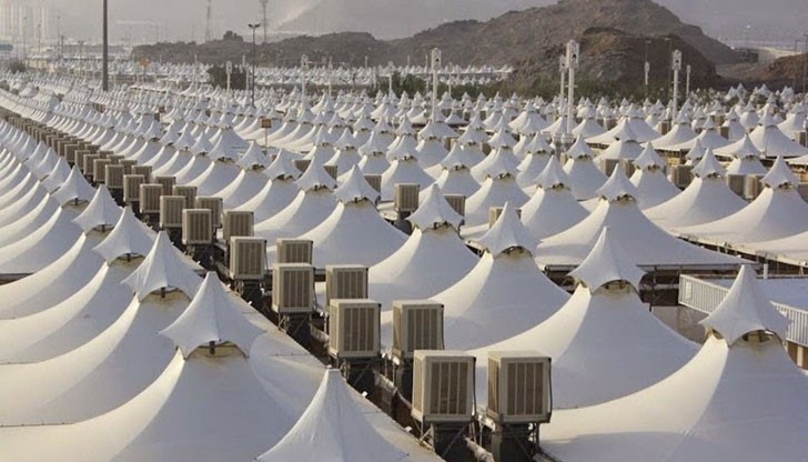 Kралството разполага със 100 000 шатри с климатици, които стоят празни