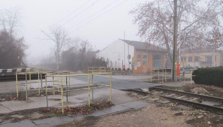 Железопътният прелез на ул. „Шипка“, в близост до Кооперативния пазар, ще бъде затворен на 23 септември