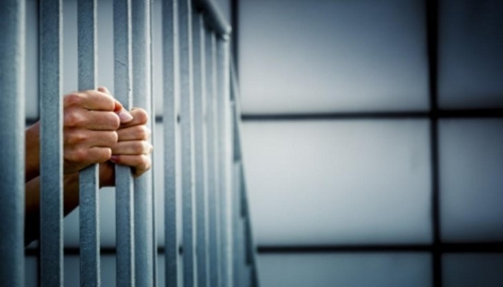 Бивш кмет ще лежи 18 години в затвора за убийството Бивш кмет ще лежи 18 години в затвора за убийството