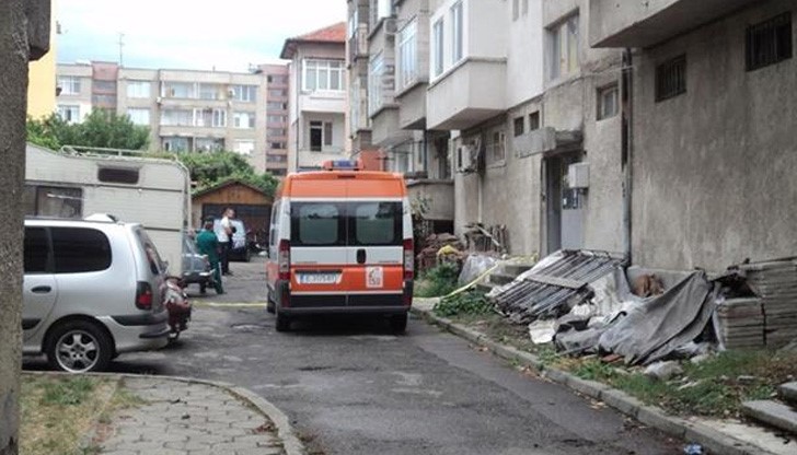 В него пенсионерът се обръщал към роднините си с обяснение защо посяга към оръжието В него пенсионерът се обръщал към роднините си с обяснение защо посяга към оръжието