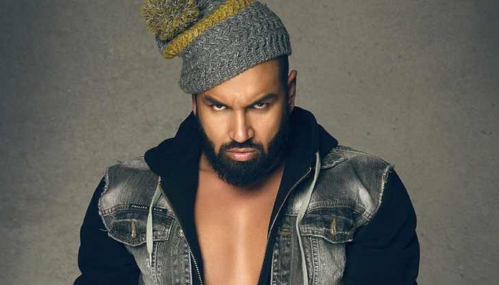 Съчувствам им, защото аз и моето семейство през 89-90 г. бяхме емигранти в Германия Съчувствам им, защото аз и моето семейство през 89-90 г. бяхме емигранти в Германия