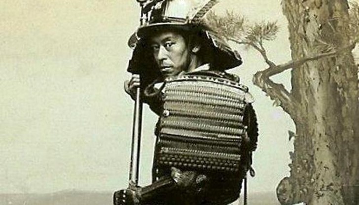 Преди много, много години, някъде в Япония живеел един велик самурай