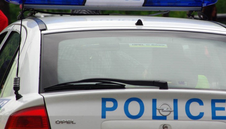 При произшествието е пострадал возещият се във Фолксвагена И.Д. на 29 години от село Езерче