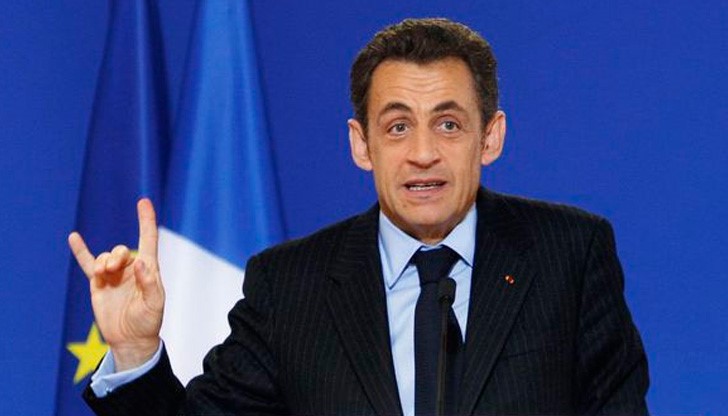 Бившият френски президент призова и за повторно основаване на свободната за движение зона Бившият френски президент призова и за повторно основаване на свободната за движение зона