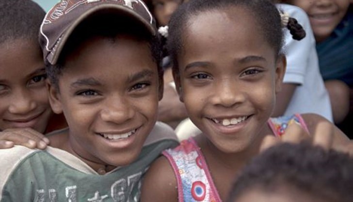 Едва през пубертета на родените като момичета деца им порастват мъжки полови органи