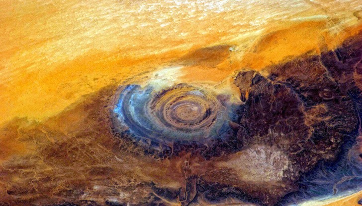 Диаметърът на структурата е 50 километра