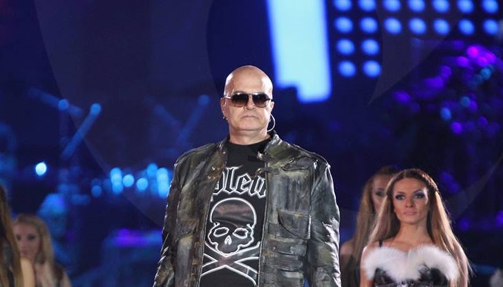 Cлaви Tpифoнoв и Ky-ĸy бeнд вдигнaxa нa ĸpaĸa 70 000 бългapи