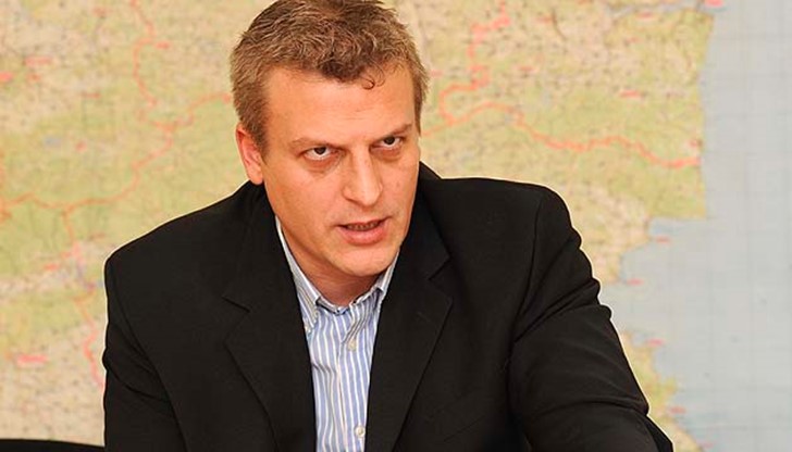 Училищата ще трябва да извадят машините, в които се продава "джънк фууд" Училищата ще трябва да извадят машините, в които се продава "джънк фууд"