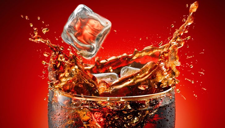 Всички знаем, че Кока-колата вреди. Но не знаем колко точно Всички знаем, че Кока-колата вреди. Но не знаем колко точно