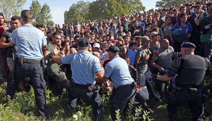 Мярката е временна и е насочена към ограничаване на притока на бежанци Мярката е временна и е насочена към ограничаване на притока на бежанци