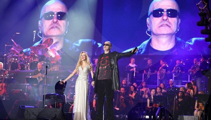 Съоръжението ще бъде пренесено с десет тира от Германия, а строежът му на терена на стадион „Васил Левски” ще продължи близо три дни Съоръжението ще бъде пренесено с десет тира от Германия, а строежът му на терена на стадион „Васил Левски” ще продължи близо три дни